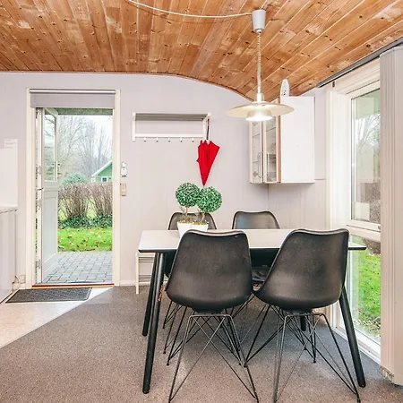 4 Person In Grindsted-by Traum Vakantiehuis